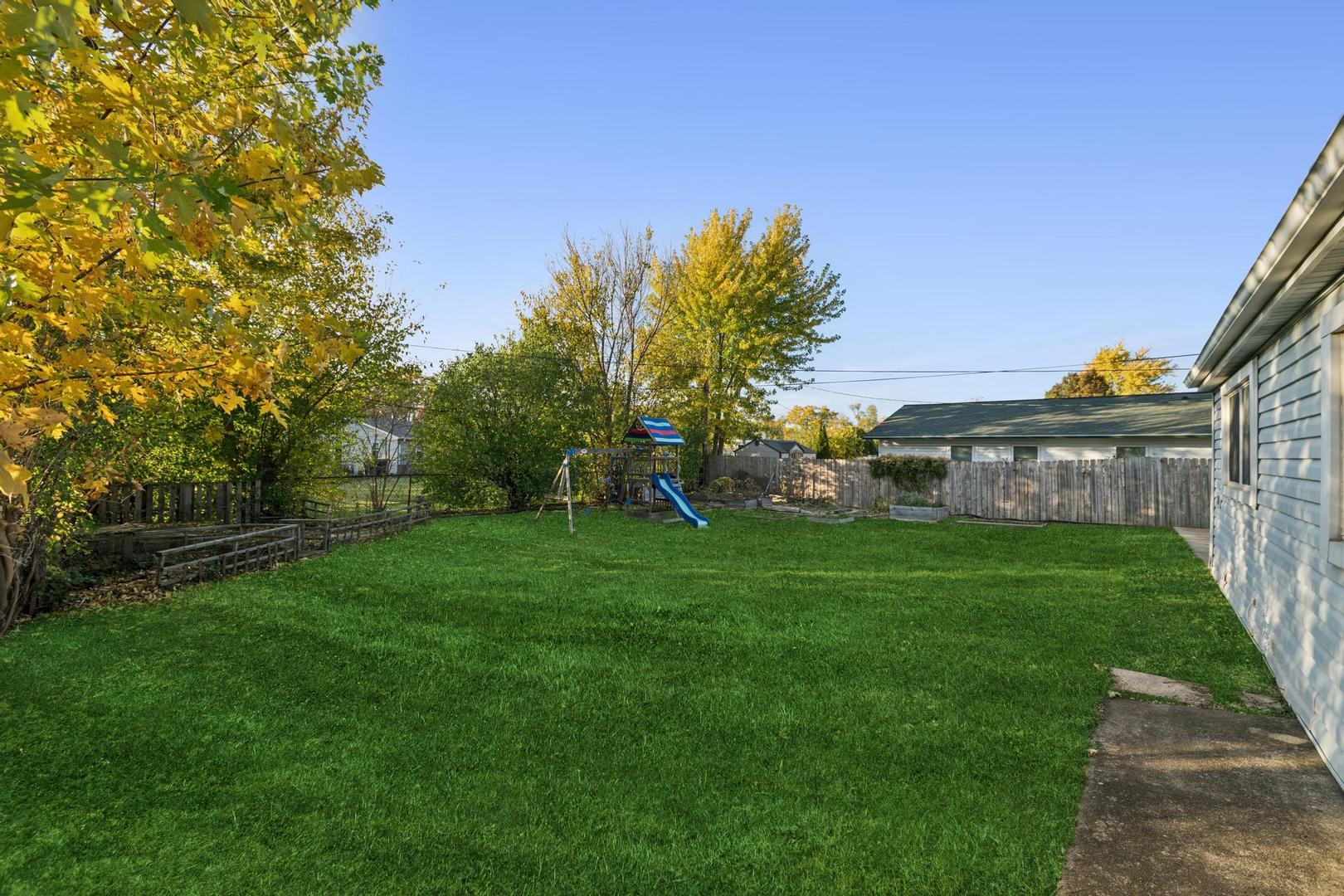 Streamwood, IL 60107