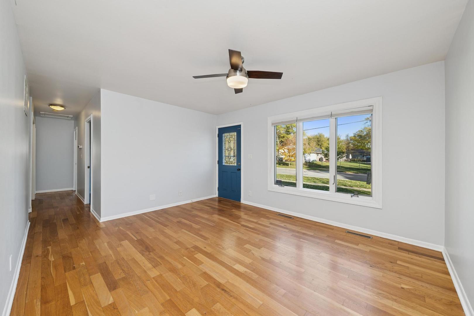 Streamwood, IL 60107