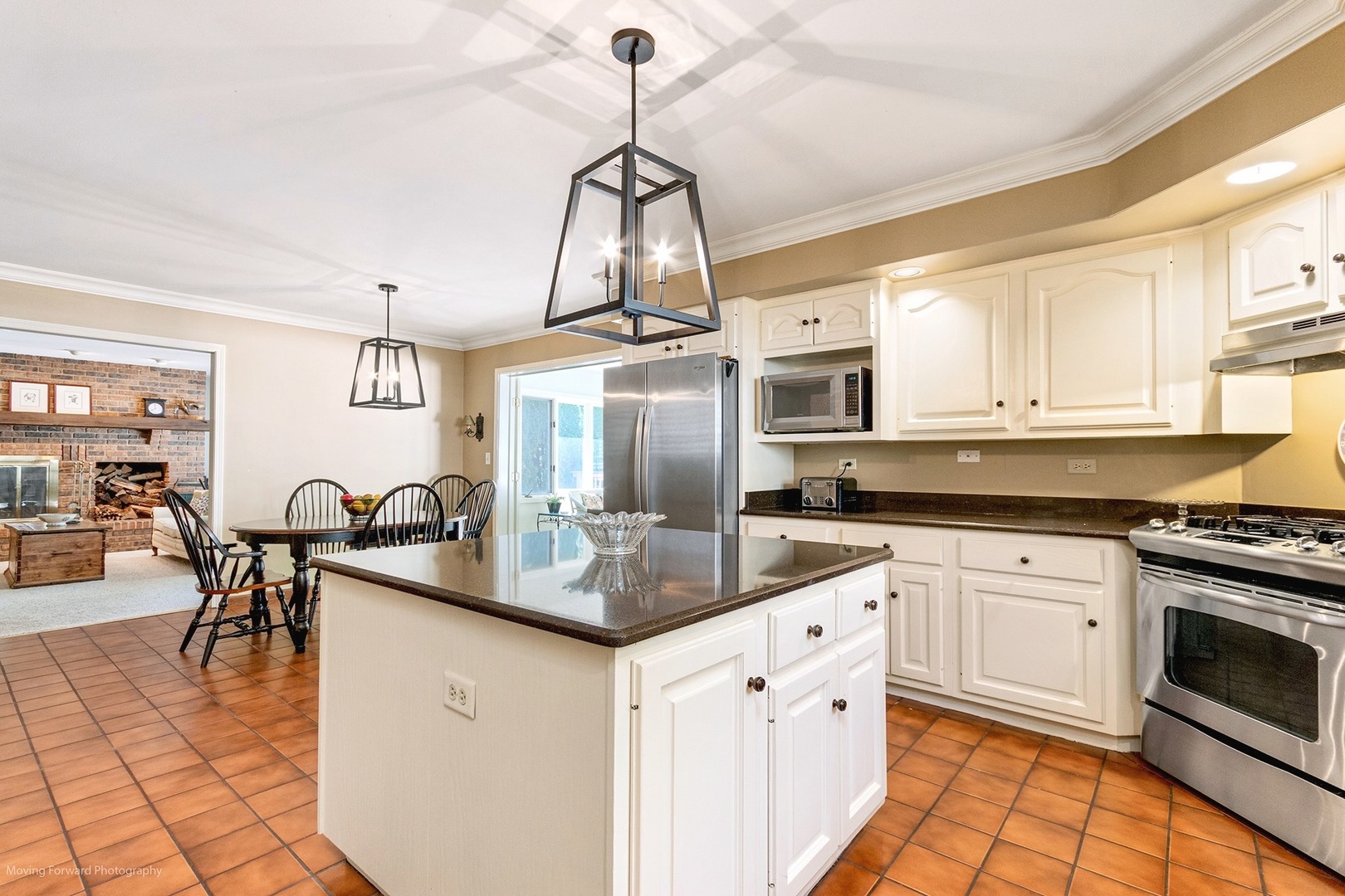 516 S 1st Street, West Dundee, IL 60118