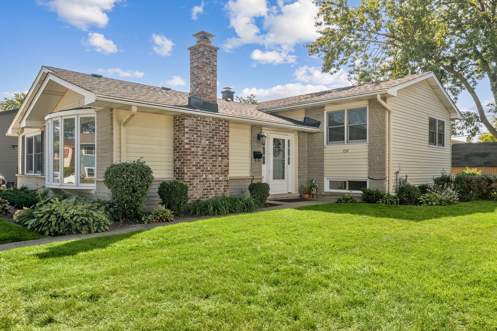 719 Westmere Road, Des Plaines, IL 60016