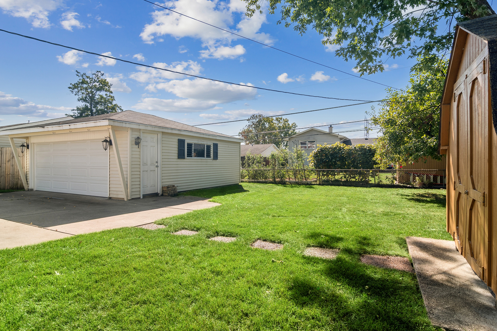 719 Westmere Road, Des Plaines, IL 60016