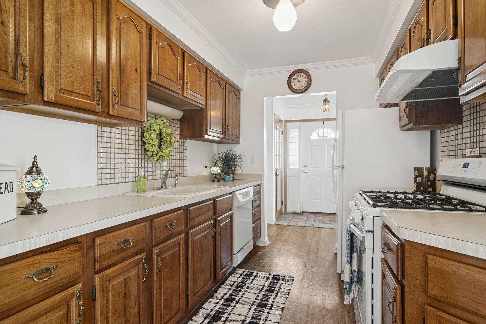 719 Westmere Road, Des Plaines, IL 60016