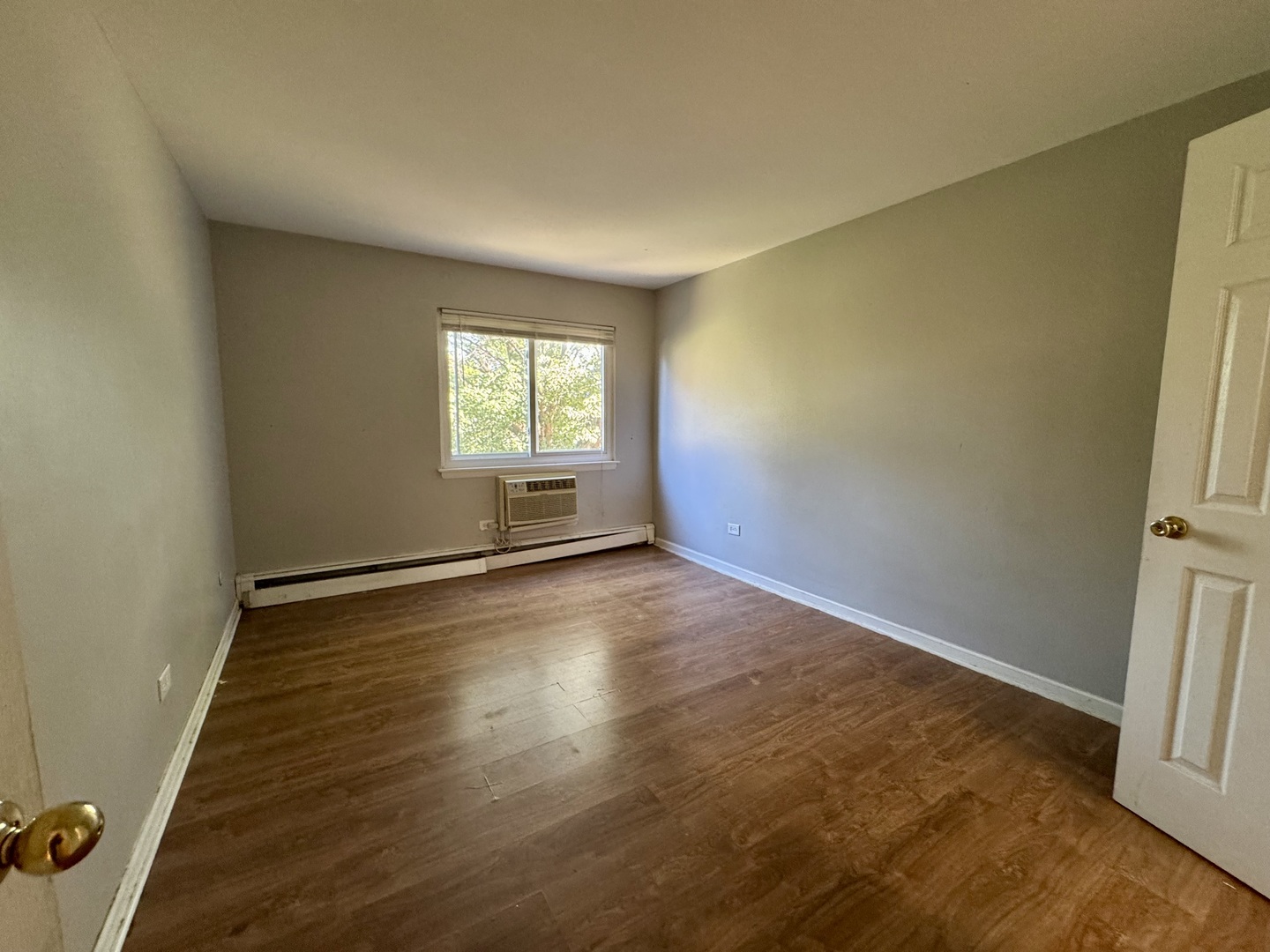 1075 Higgins Quarters Drive #3-208, Hoffman Estates, IL 60169