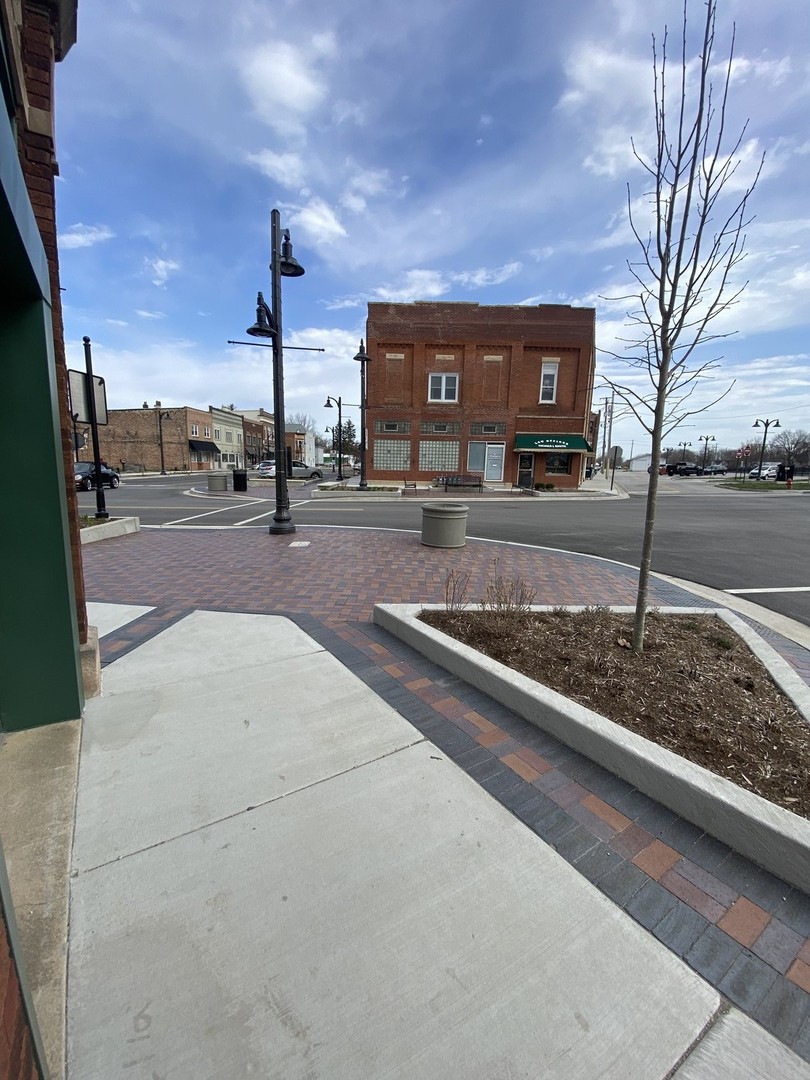 104 W Main Street #B, Peotone, IL 60468