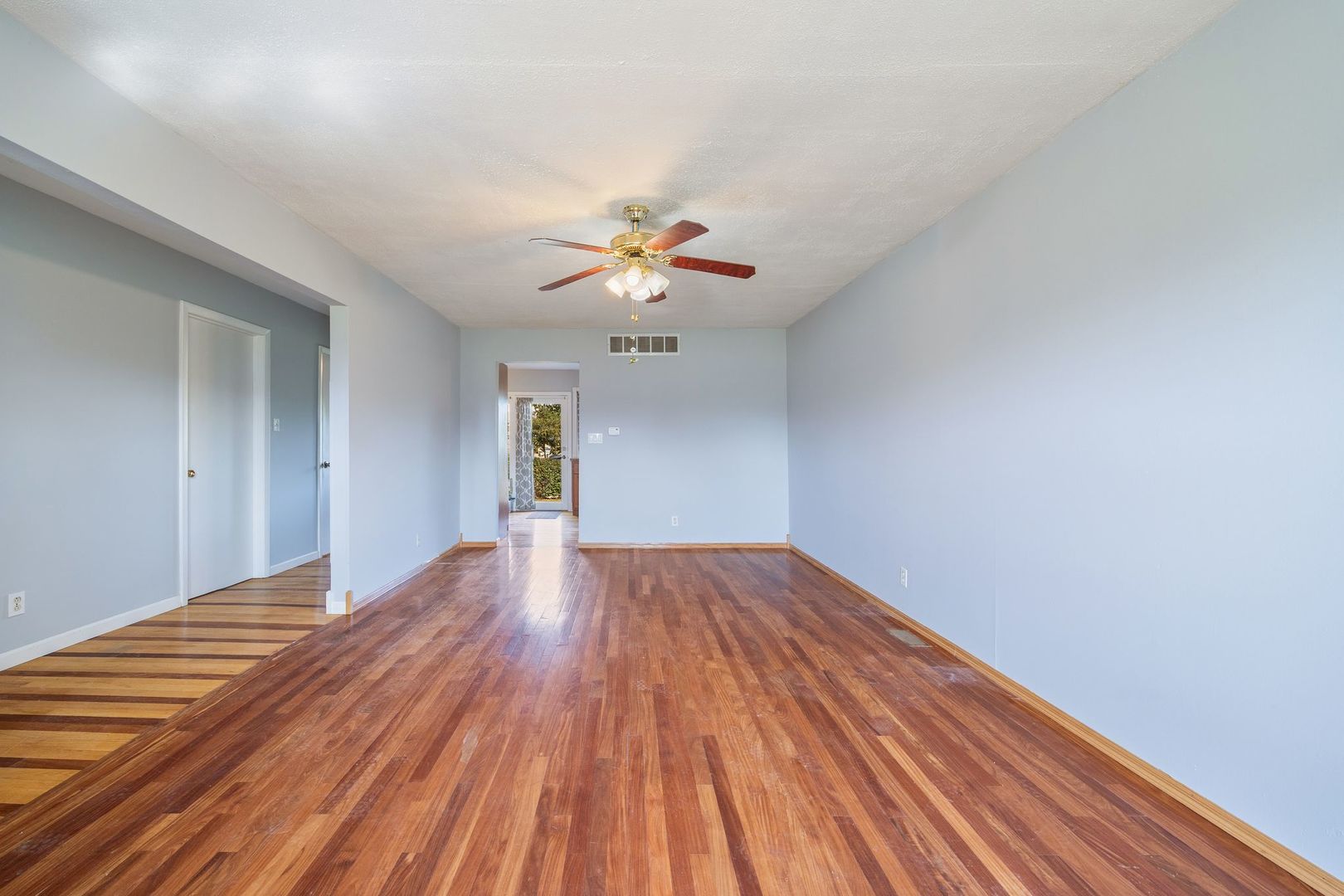 414 Salem Square, Bolingbrook, IL 60440