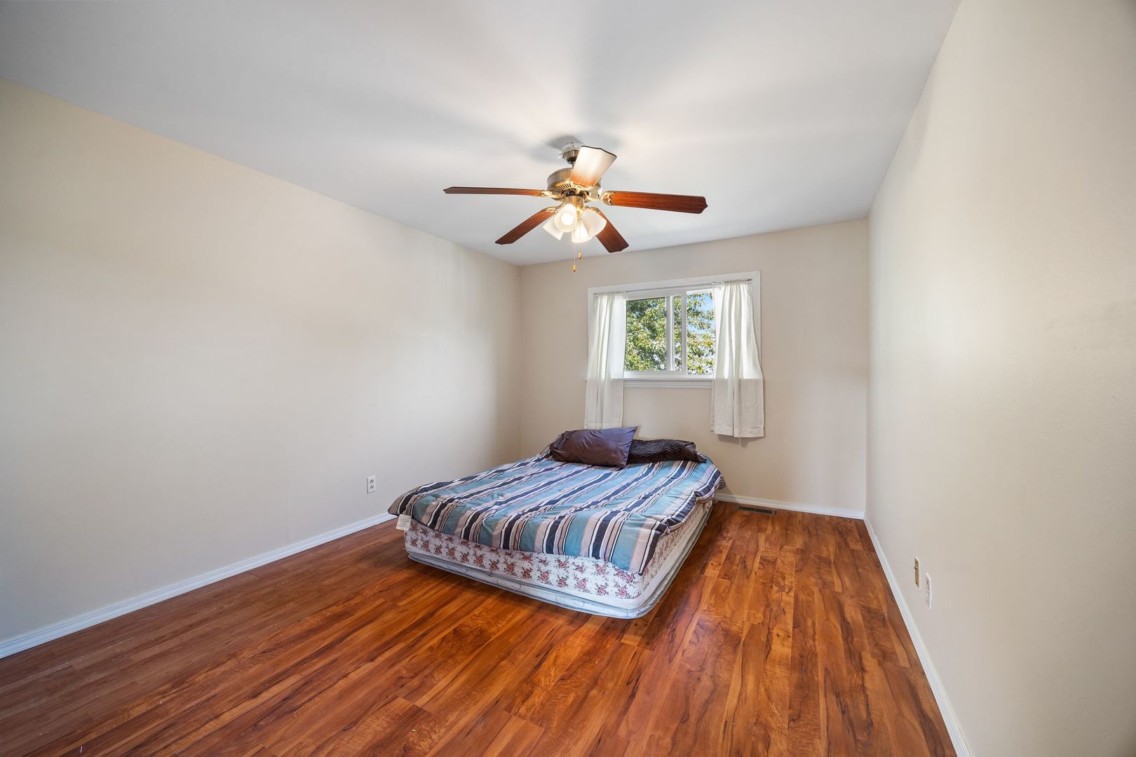 414 Salem Square, Bolingbrook, IL 60440