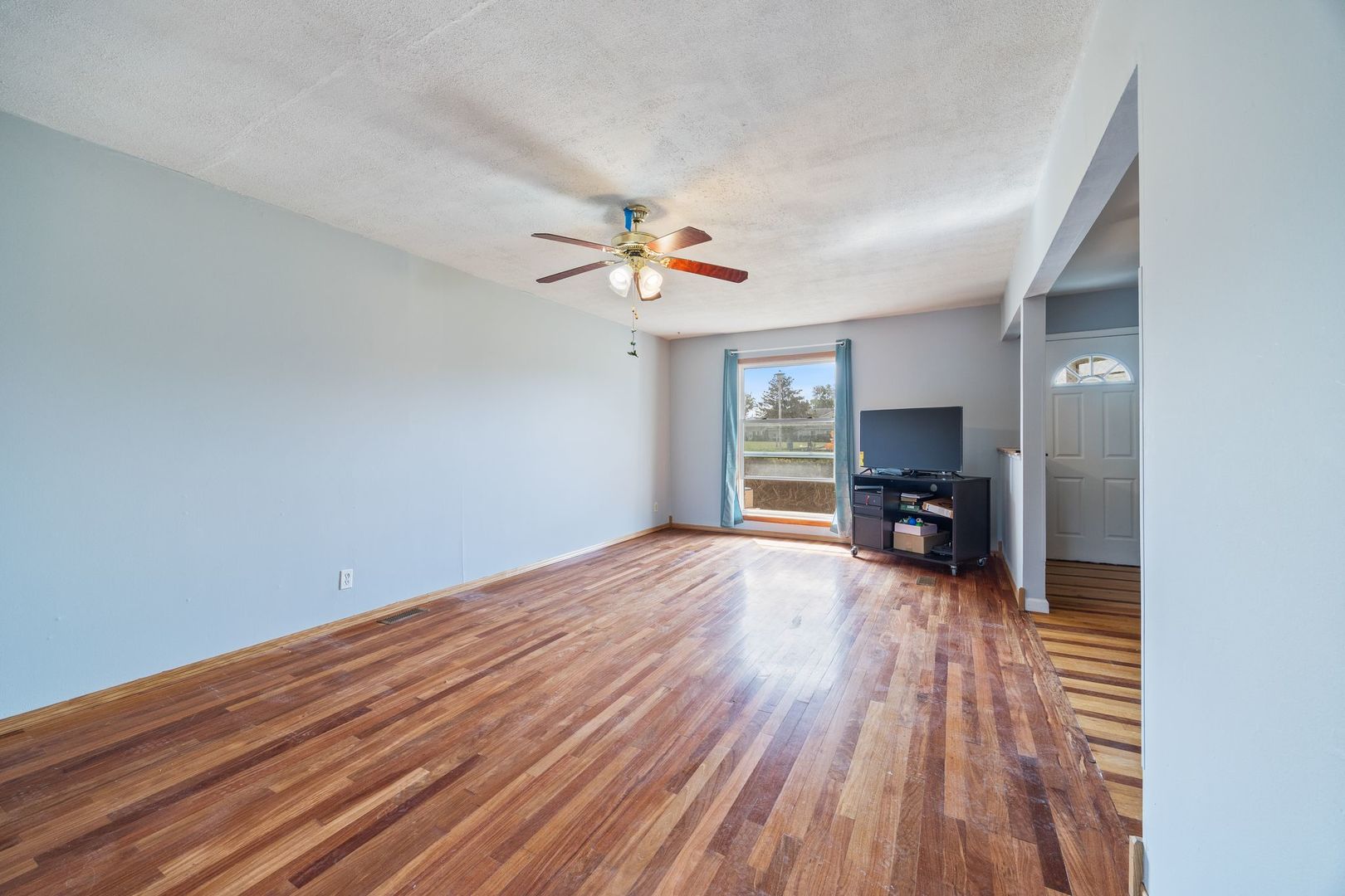 414 Salem Square, Bolingbrook, IL 60440