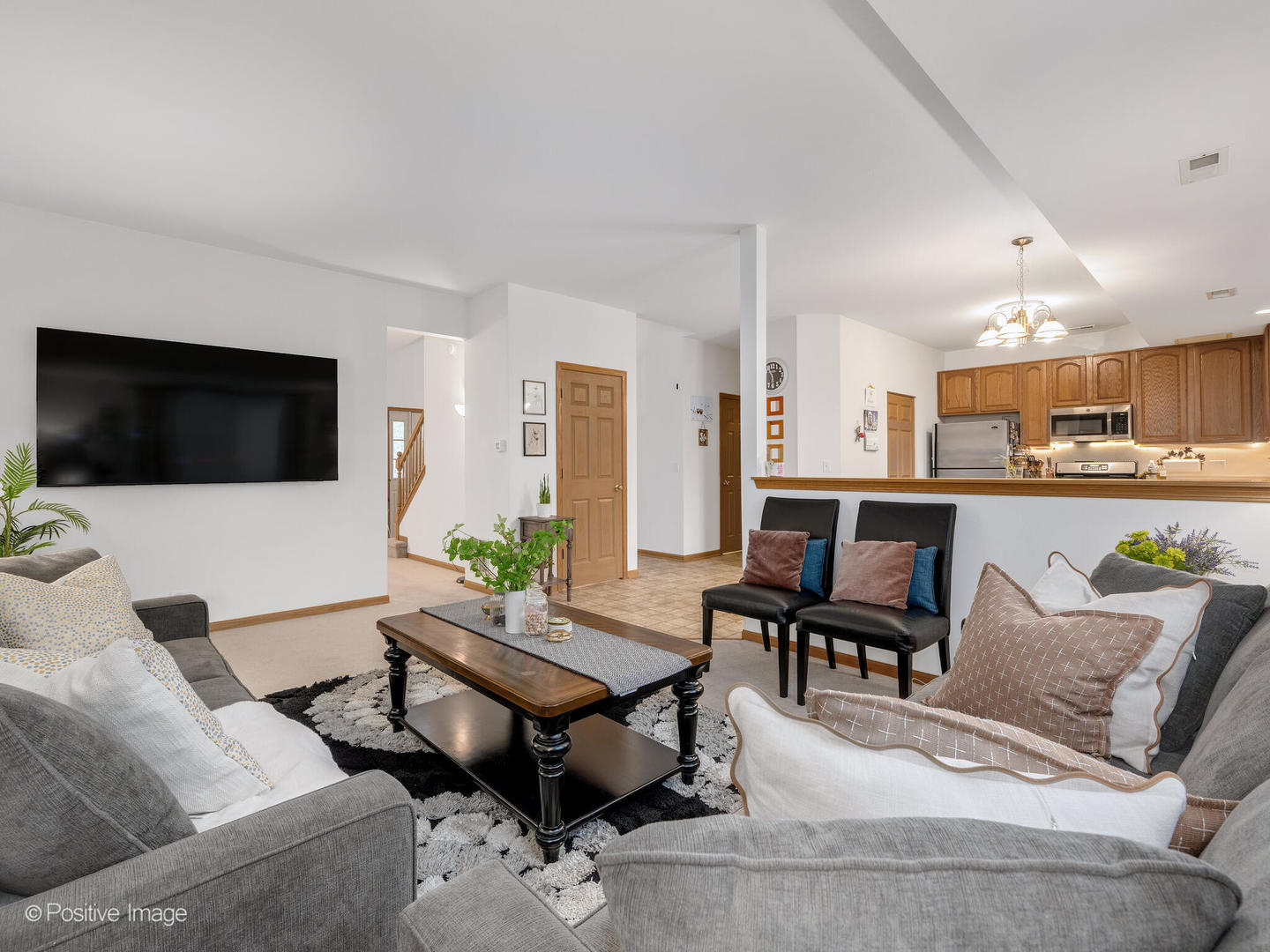 1678 WALNUT PARK Lane, Aurora, IL 60504