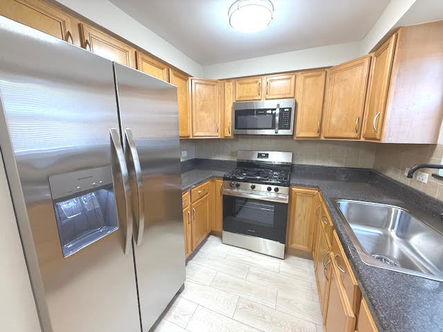 8734 W Summerdale Avenue #2S, Chicago, IL 60656