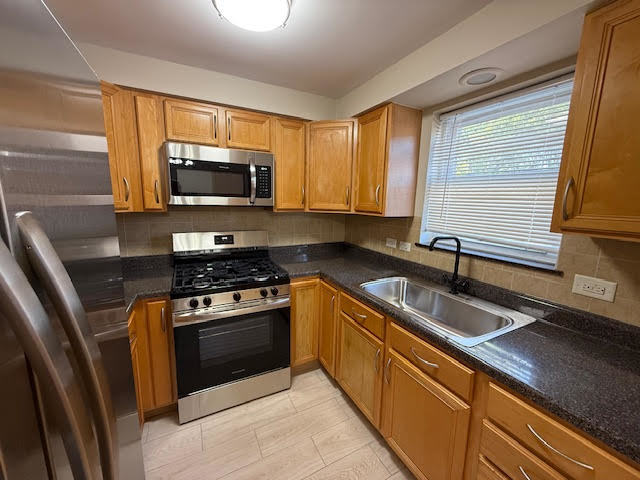 8734 W Summerdale Avenue #2S, Chicago, IL 60656