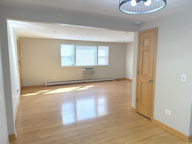 8734 W Summerdale Avenue #2S, Chicago, IL 60656