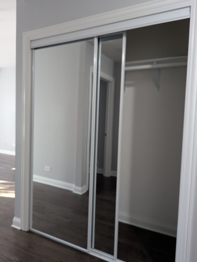 4451 S Indiana Avenue #2N, Chicago, IL 60653