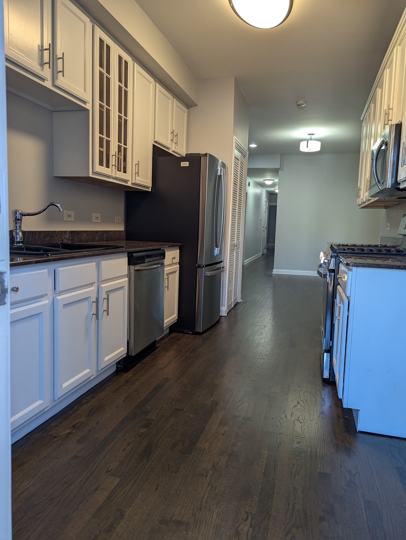 4451 S Indiana Avenue #2N, Chicago, IL 60653