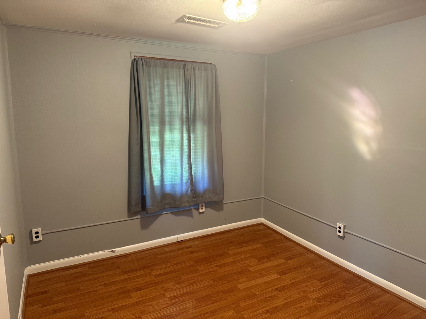 12766 W Atlantic Avenue, Waukegan, IL 60085