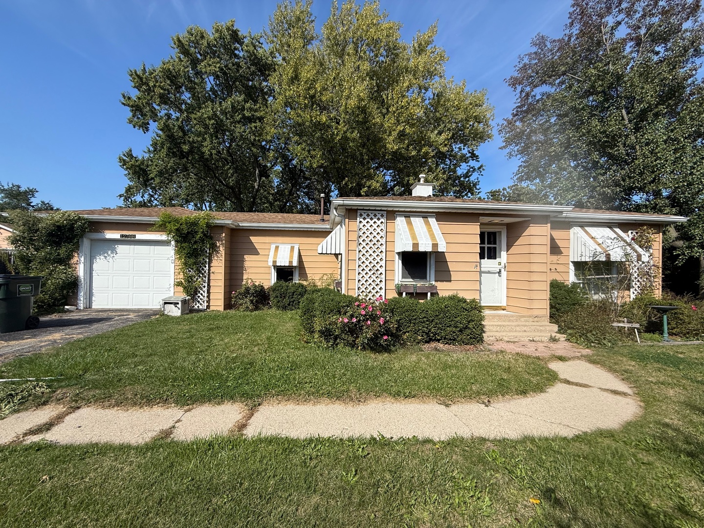 12766 W Atlantic Avenue, Waukegan, IL 60085