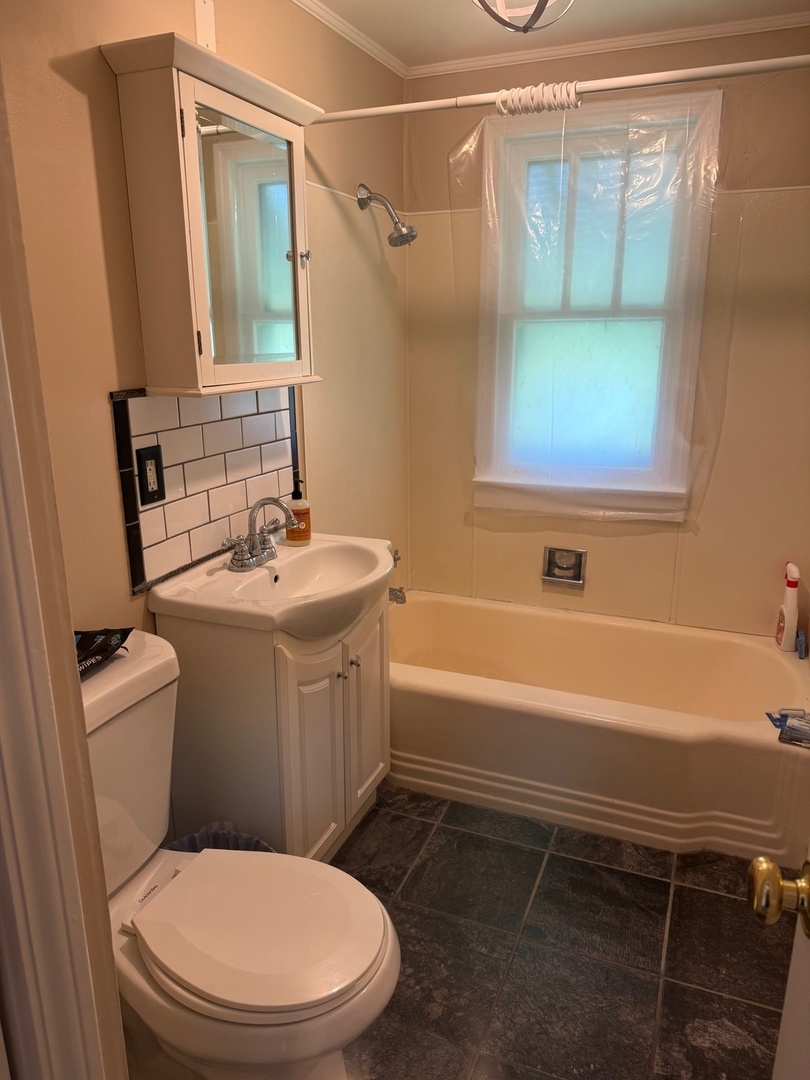 12766 W Atlantic Avenue, Waukegan, IL 60085