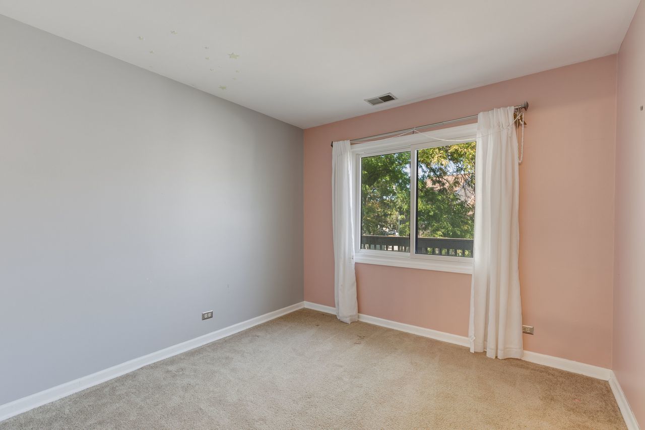 938 Hidden Lake Drive #938, Buffalo Grove, IL 60089