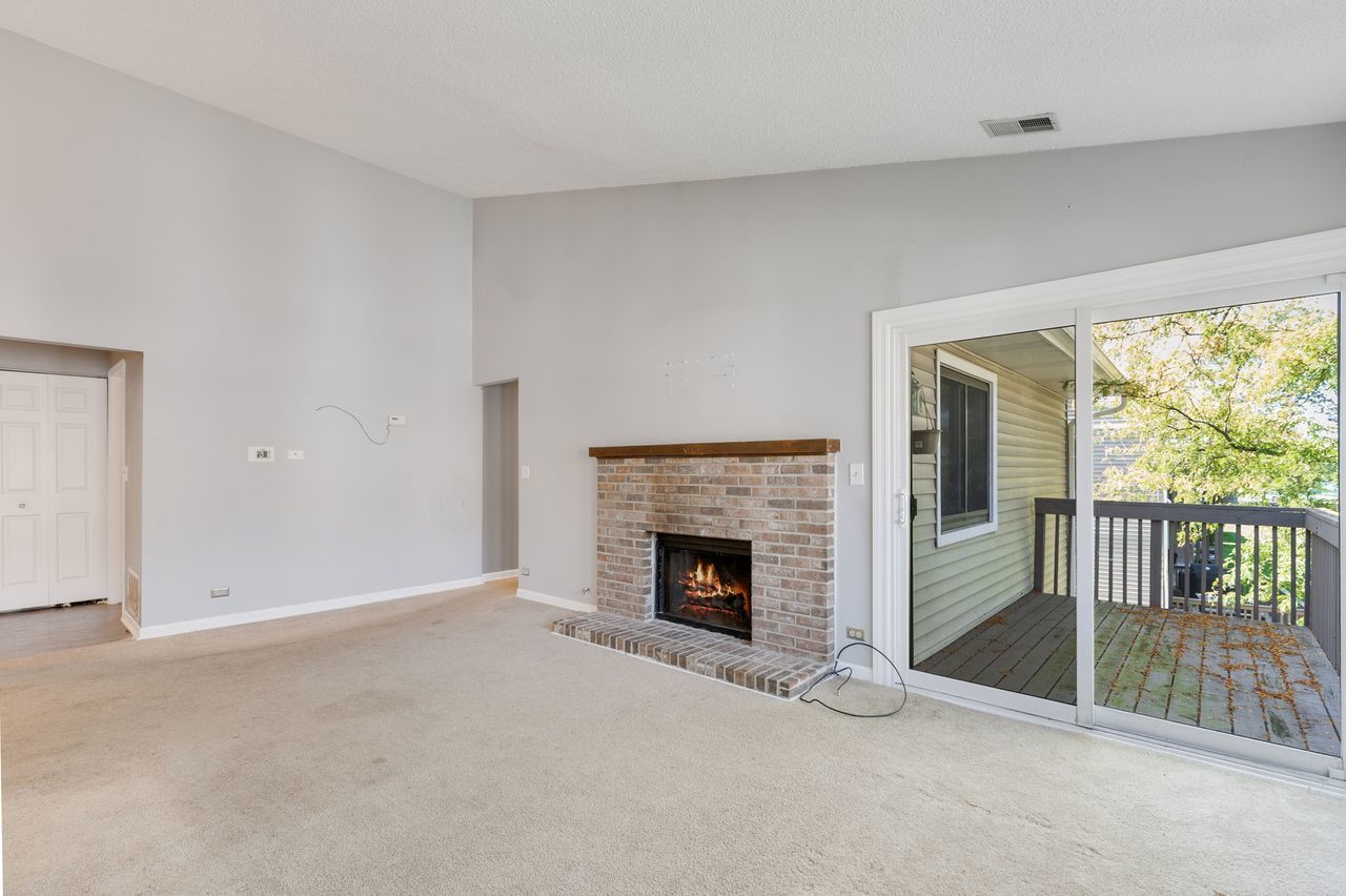 938 Hidden Lake Drive #938, Buffalo Grove, IL 60089