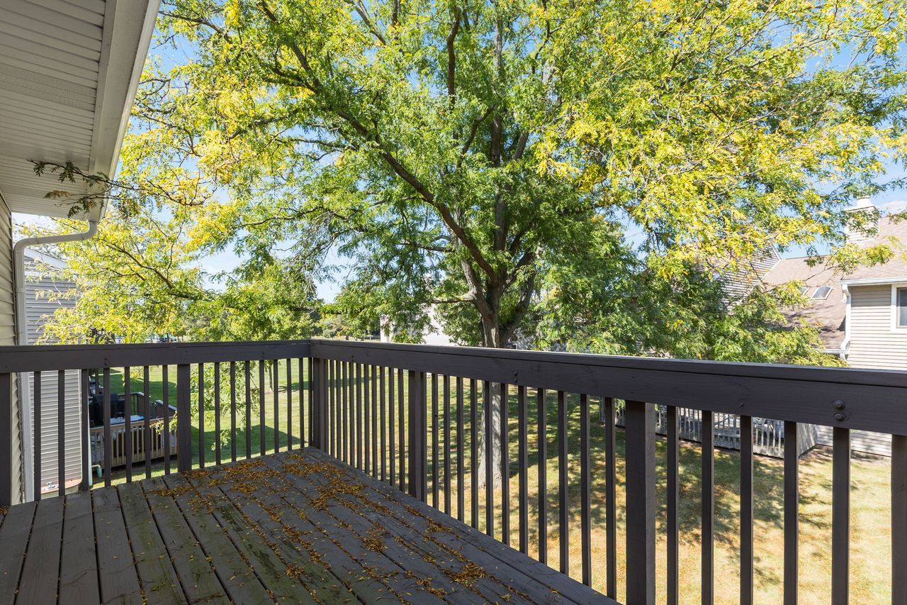 938 Hidden Lake Drive #938, Buffalo Grove, IL 60089
