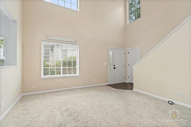 452 Jamestown Court, Aurora, IL 60502