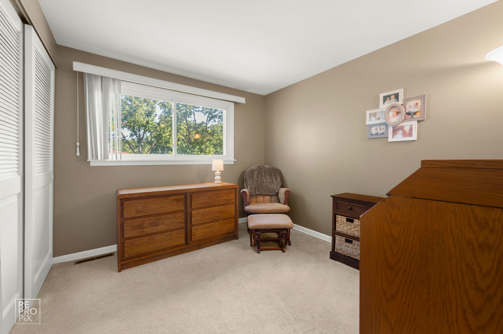 751 Cordial Drive, Des Plaines, IL 60018