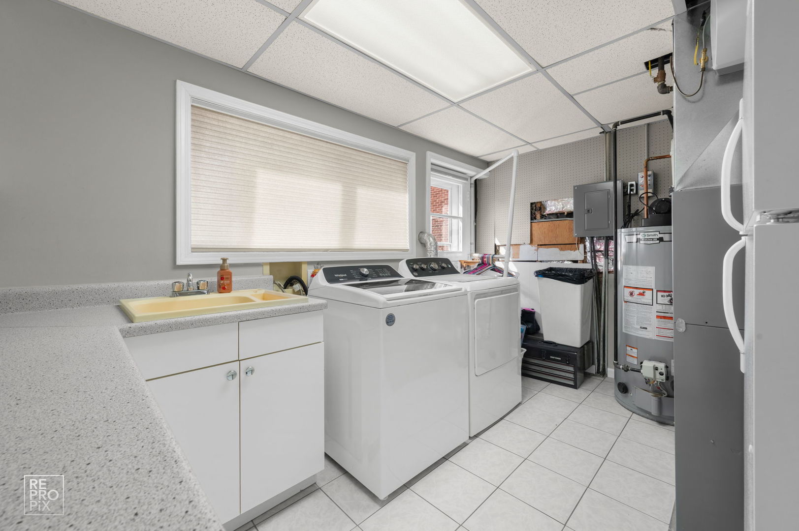 751 Cordial Drive, Des Plaines, IL 60018