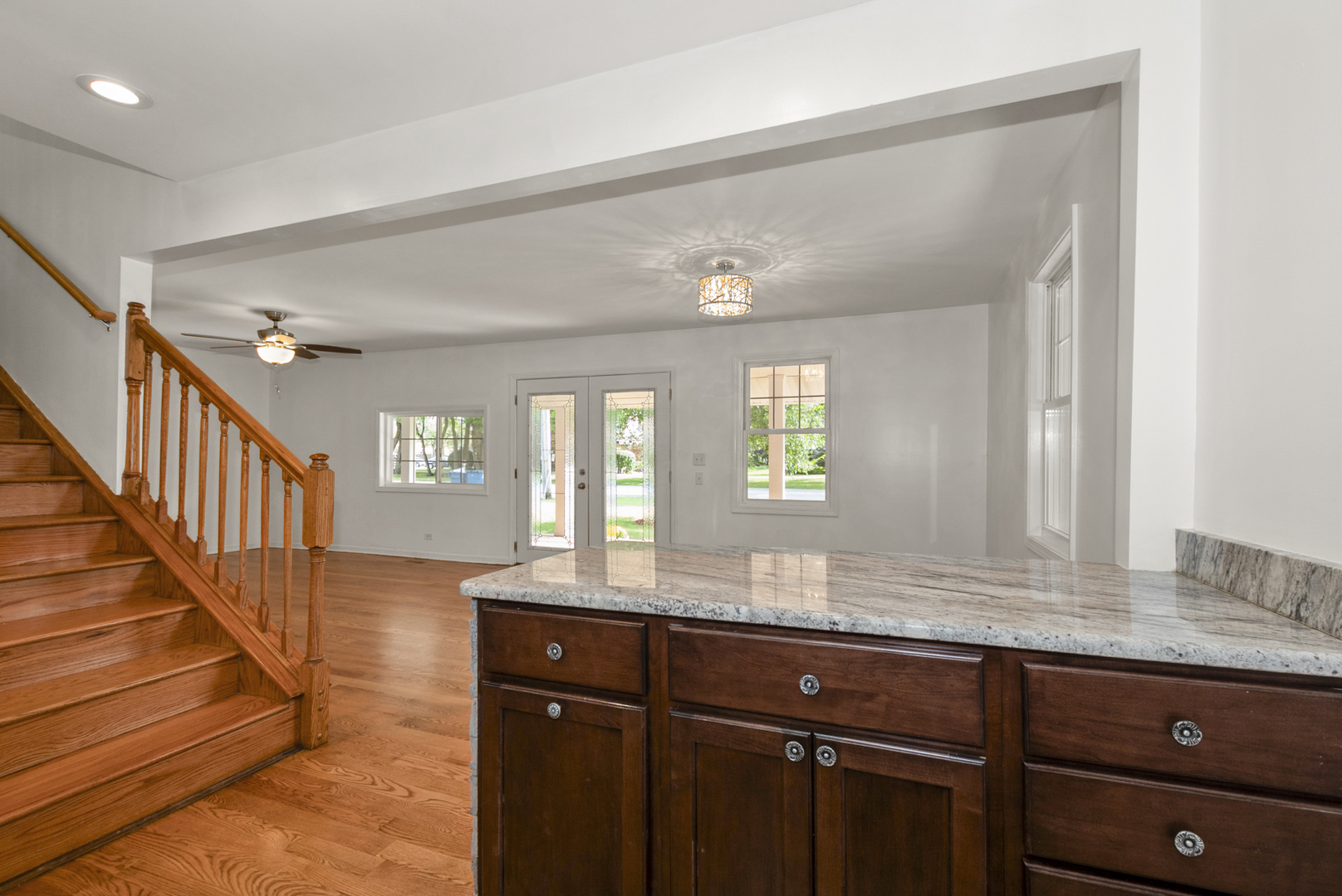 13942 Long Avenue, Crestwood, IL 60418