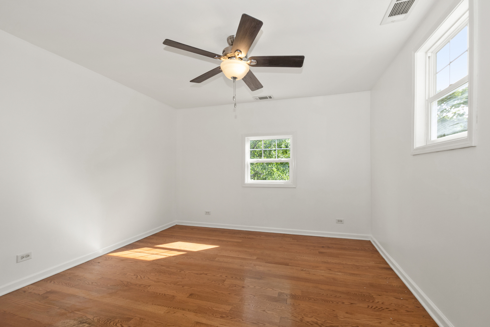 13942 Long Avenue, Crestwood, IL 60418