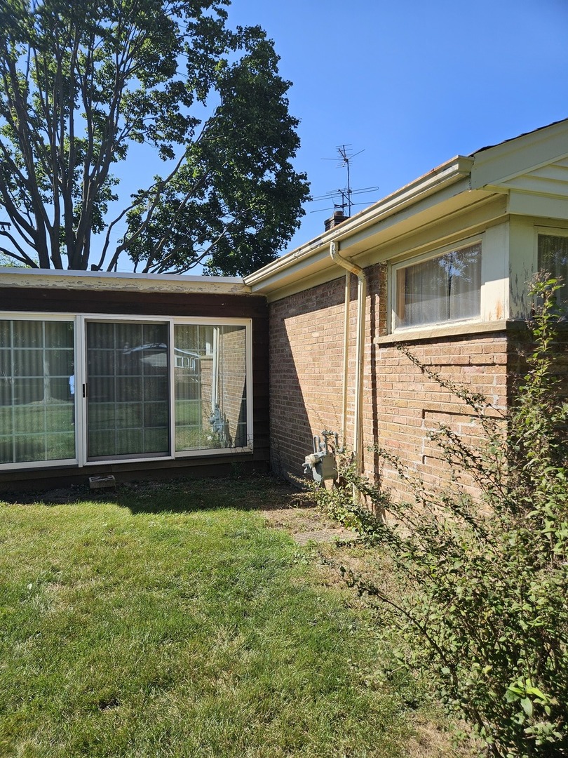 298 N Linden Avenue, Palatine, IL 60074