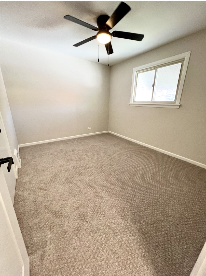 430 Oak Street, Des Plaines, IL 60016