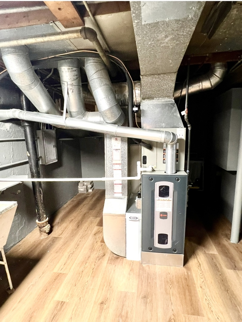 430 Oak Street, Des Plaines, IL 60016