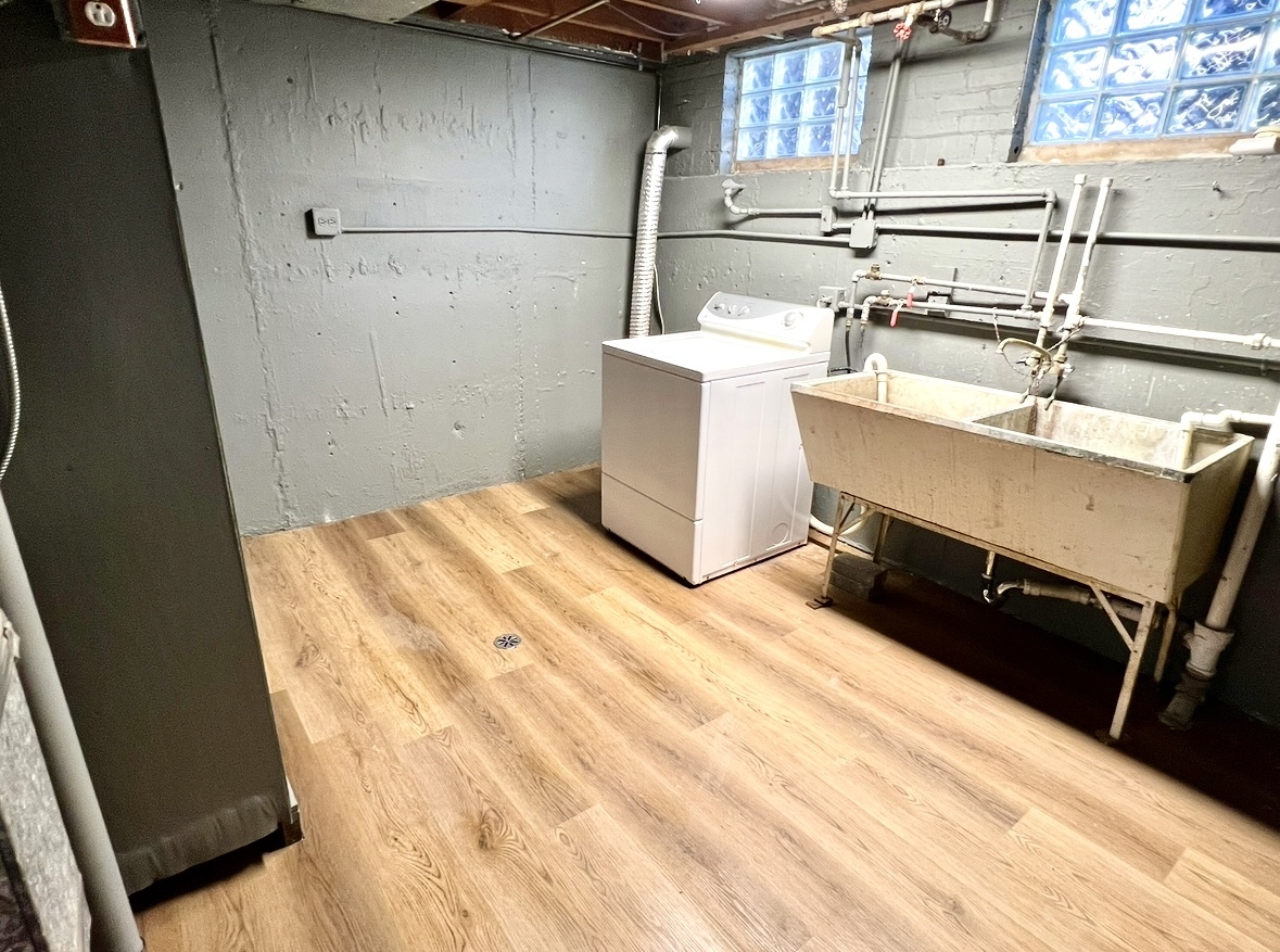 430 Oak Street, Des Plaines, IL 60016