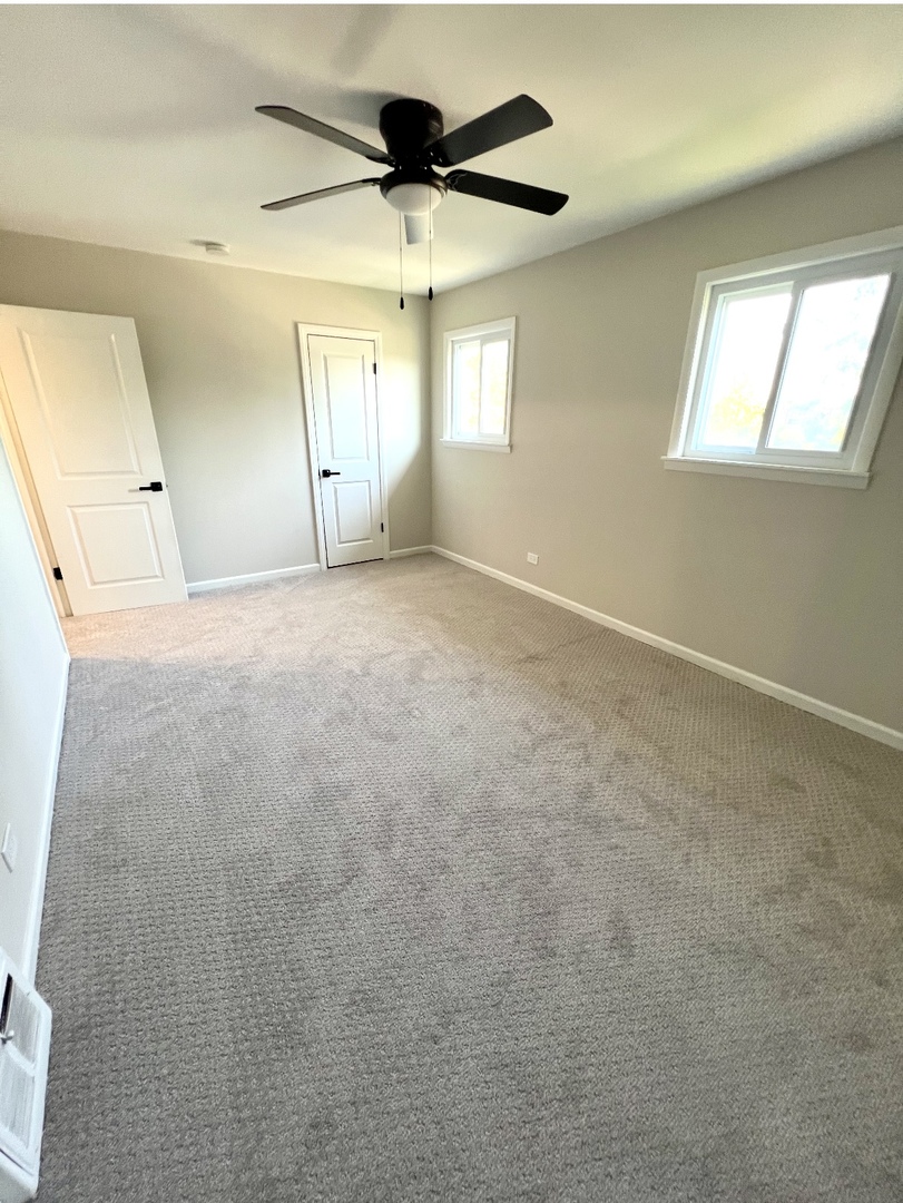 430 Oak Street, Des Plaines, IL 60016