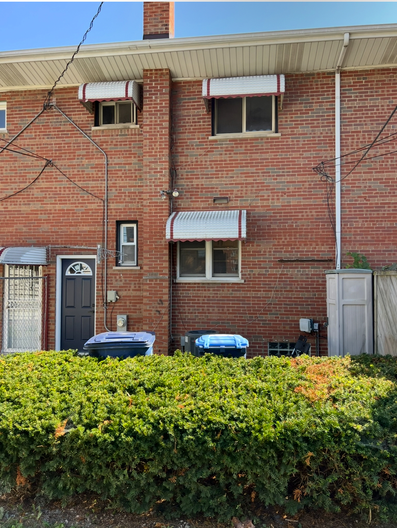 430 Oak Street, Des Plaines, IL 60016