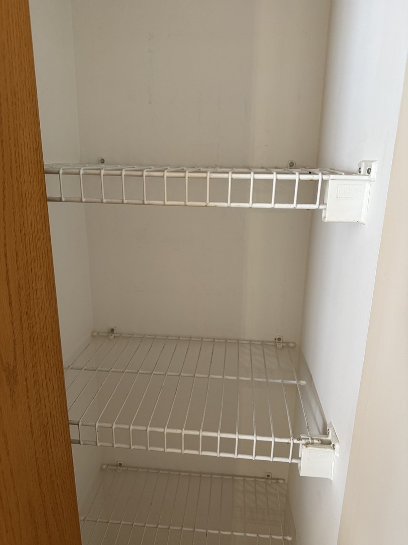 1604 Augusta Lane, Shorewood, IL 60404