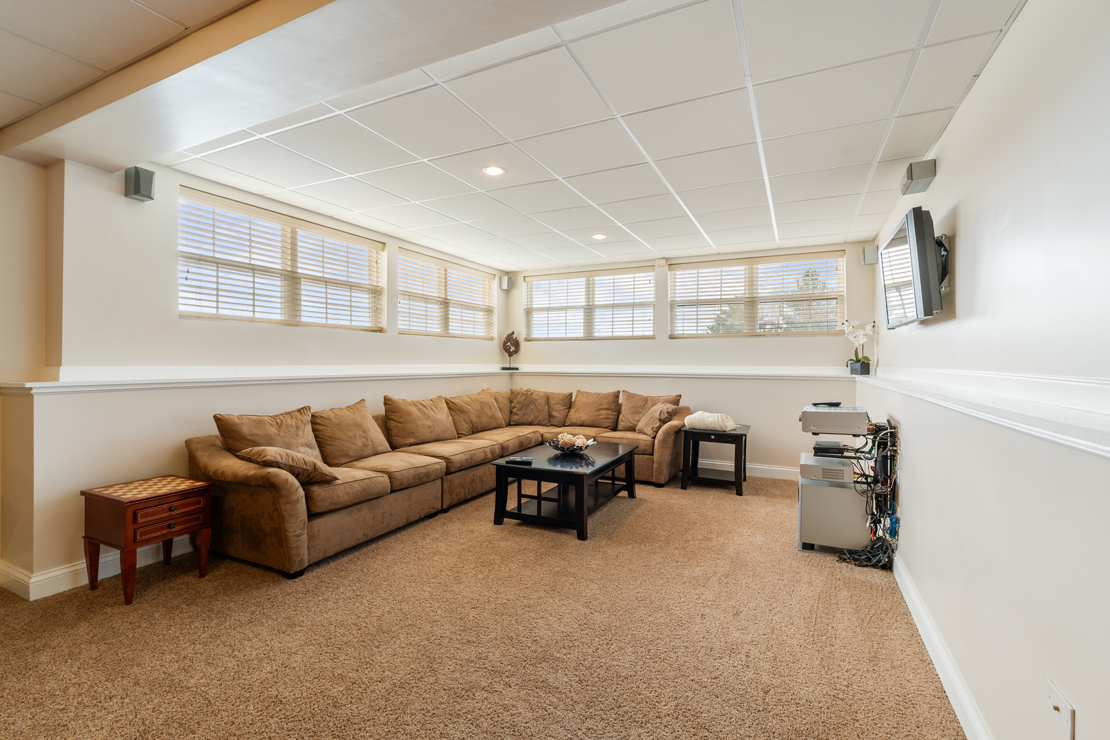 809 Magnuson Court, Barrington, IL 60010