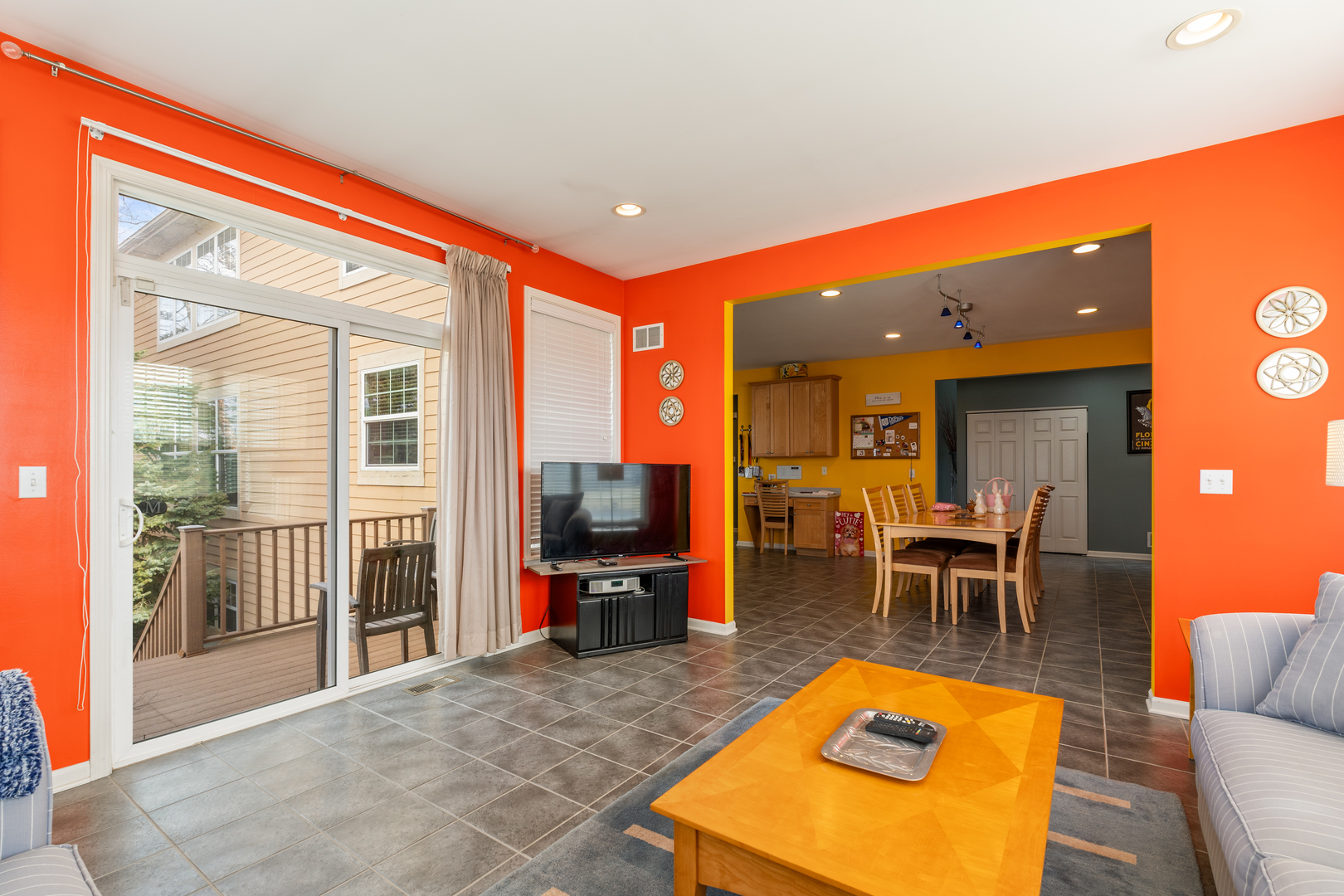 809 Magnuson Court, Barrington, IL 60010