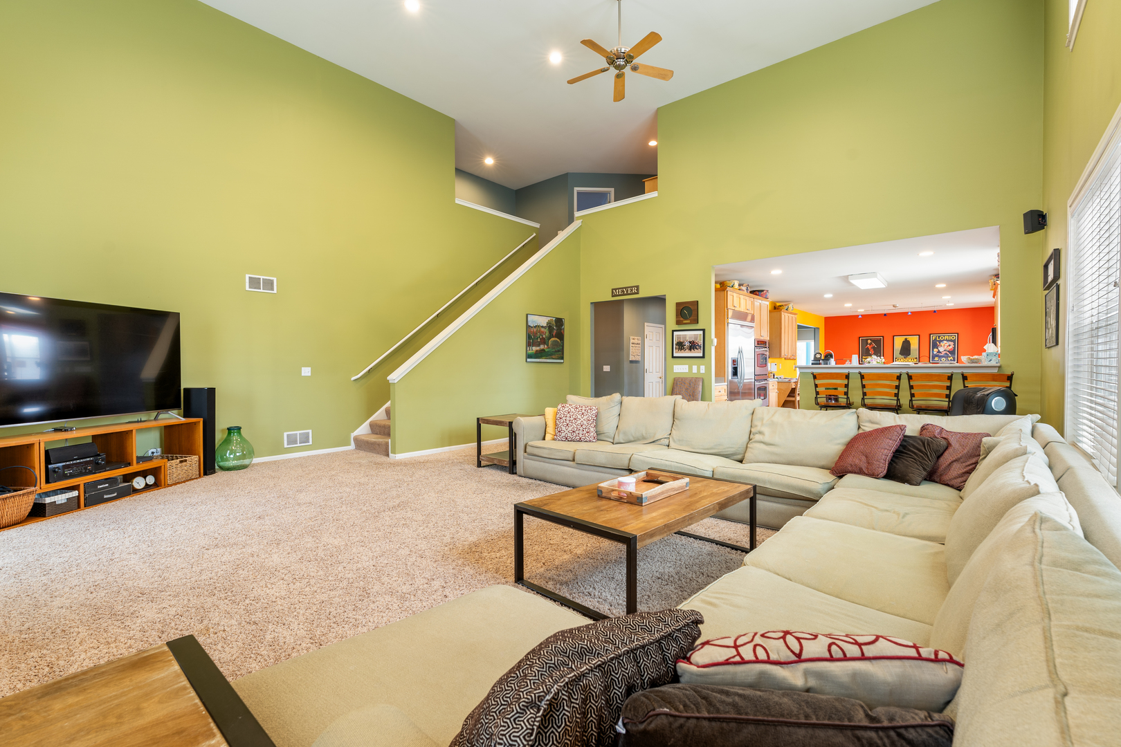 809 Magnuson Court, Barrington, IL 60010