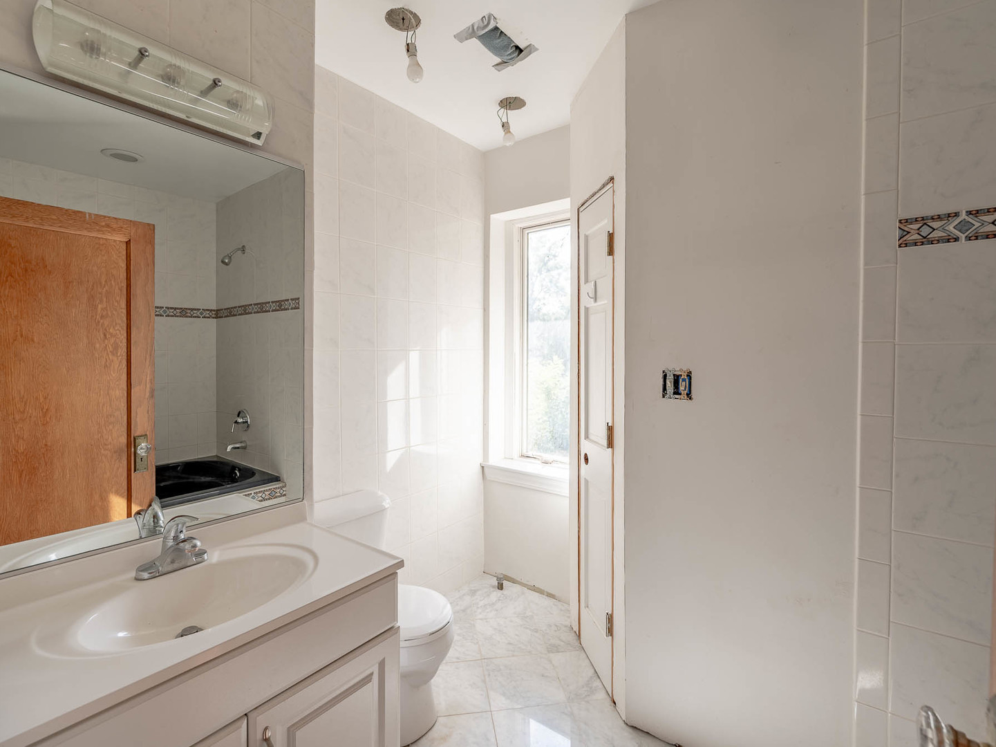 250 N Batavia Avenue, Batavia, IL 60510