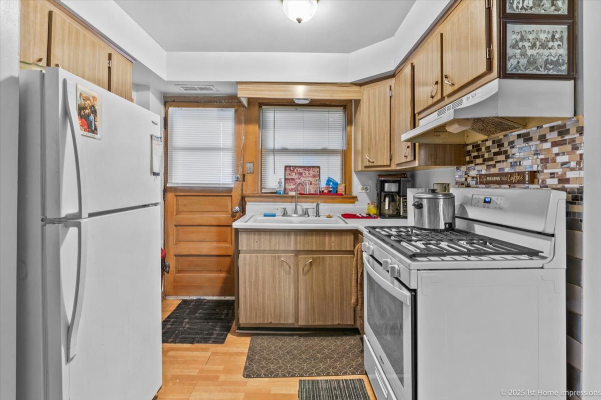 3180 W Meadow Lane Drive #43, Merrionette Park, IL 60803