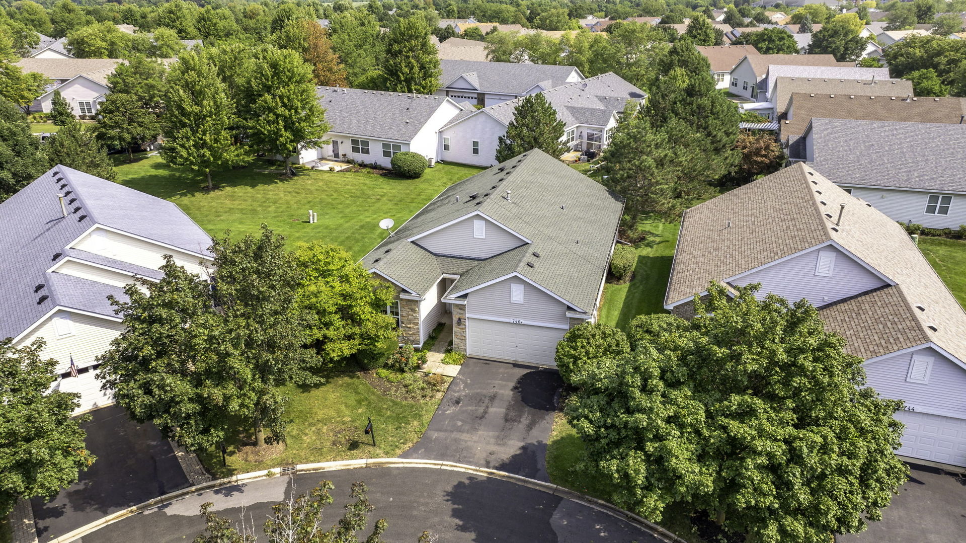 746 S Mecosta Lane, Romeoville, IL 60446