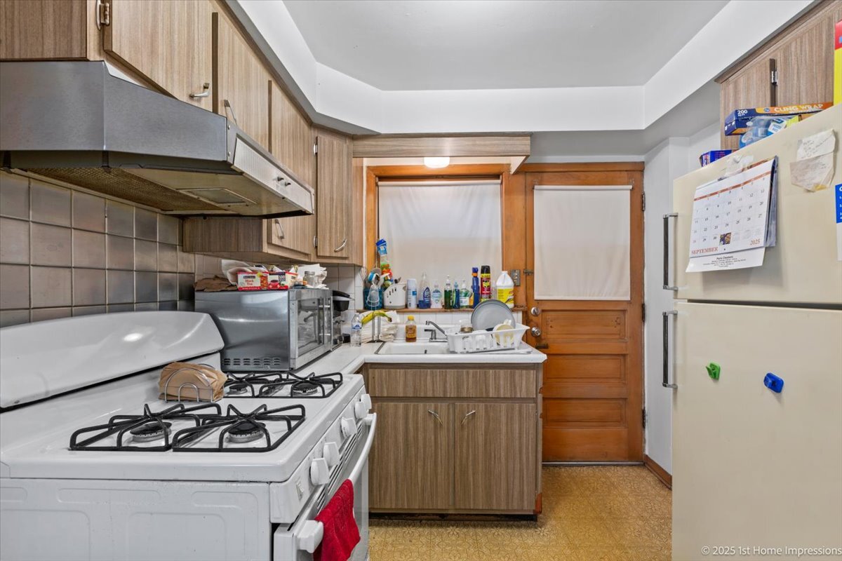 3176 W Meadow Lane Drive #40, Merrionette Park, IL 60803