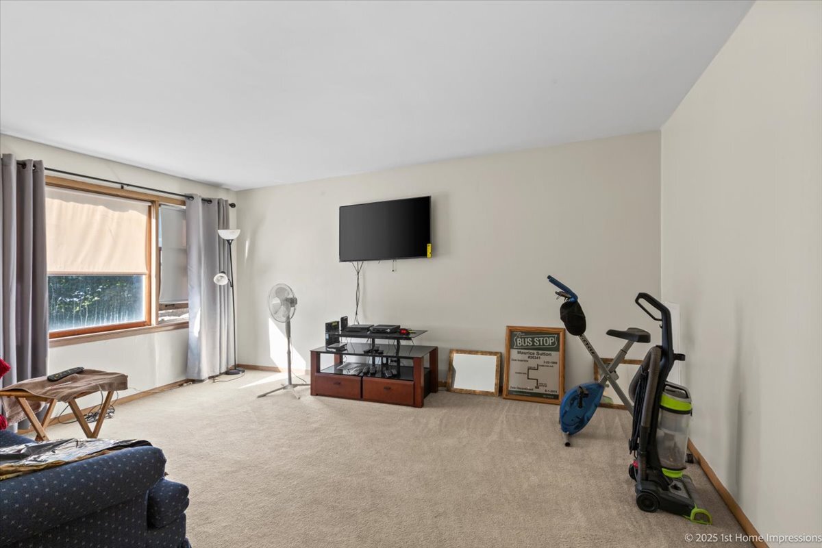 3176 W Meadow Lane Drive #40, Merrionette Park, IL 60803