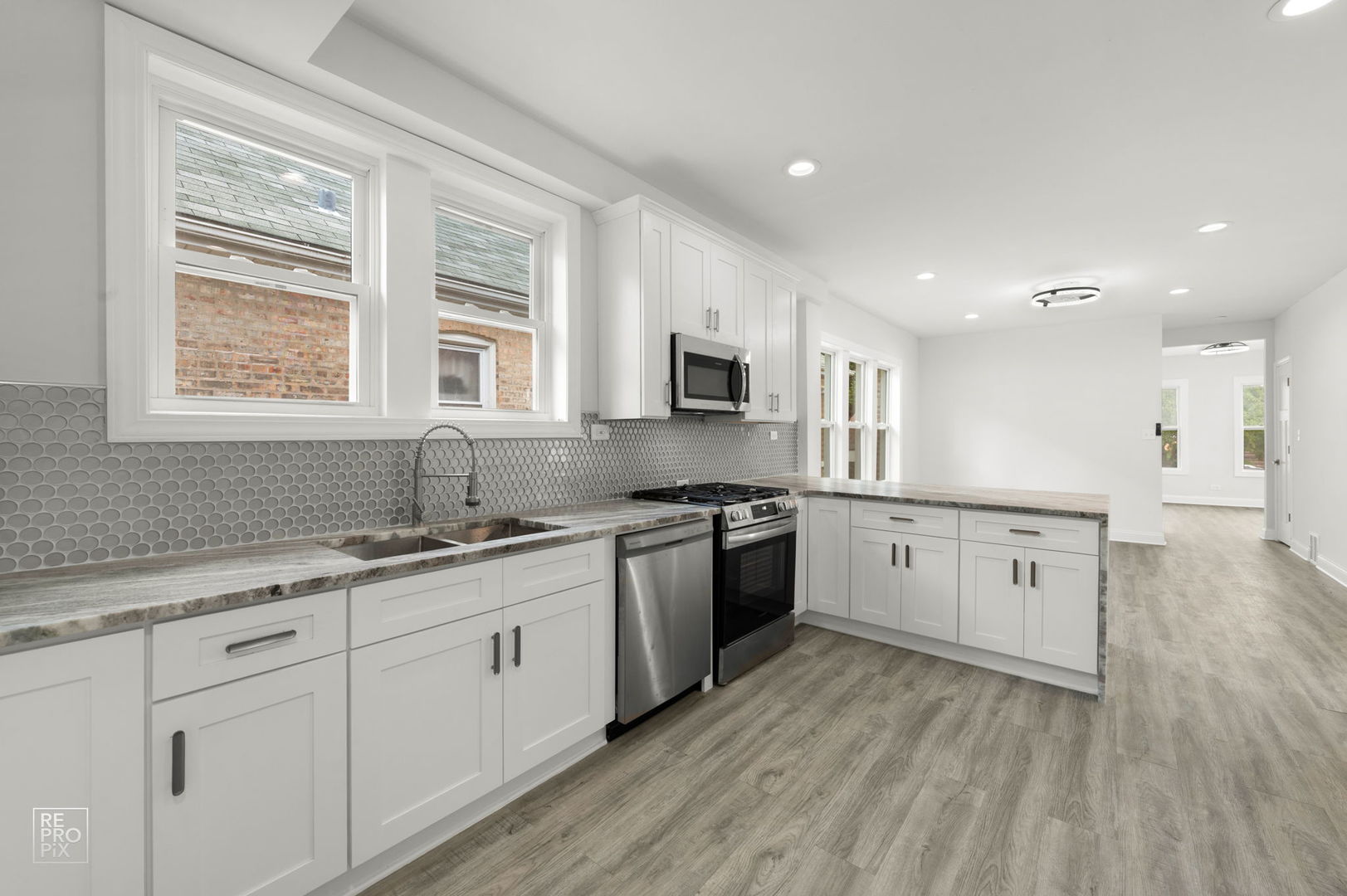 1715 W 91st Place, Chicago, IL 60620