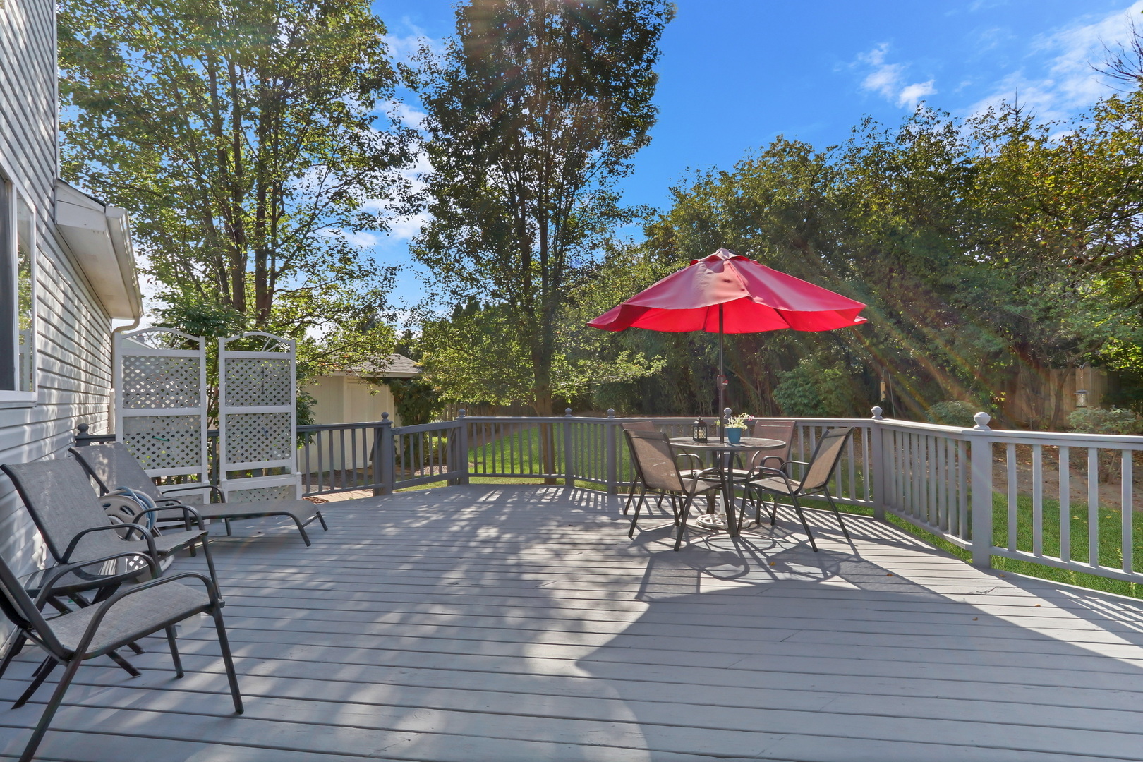 586 Harvard Court, Lindenhurst, IL 60046