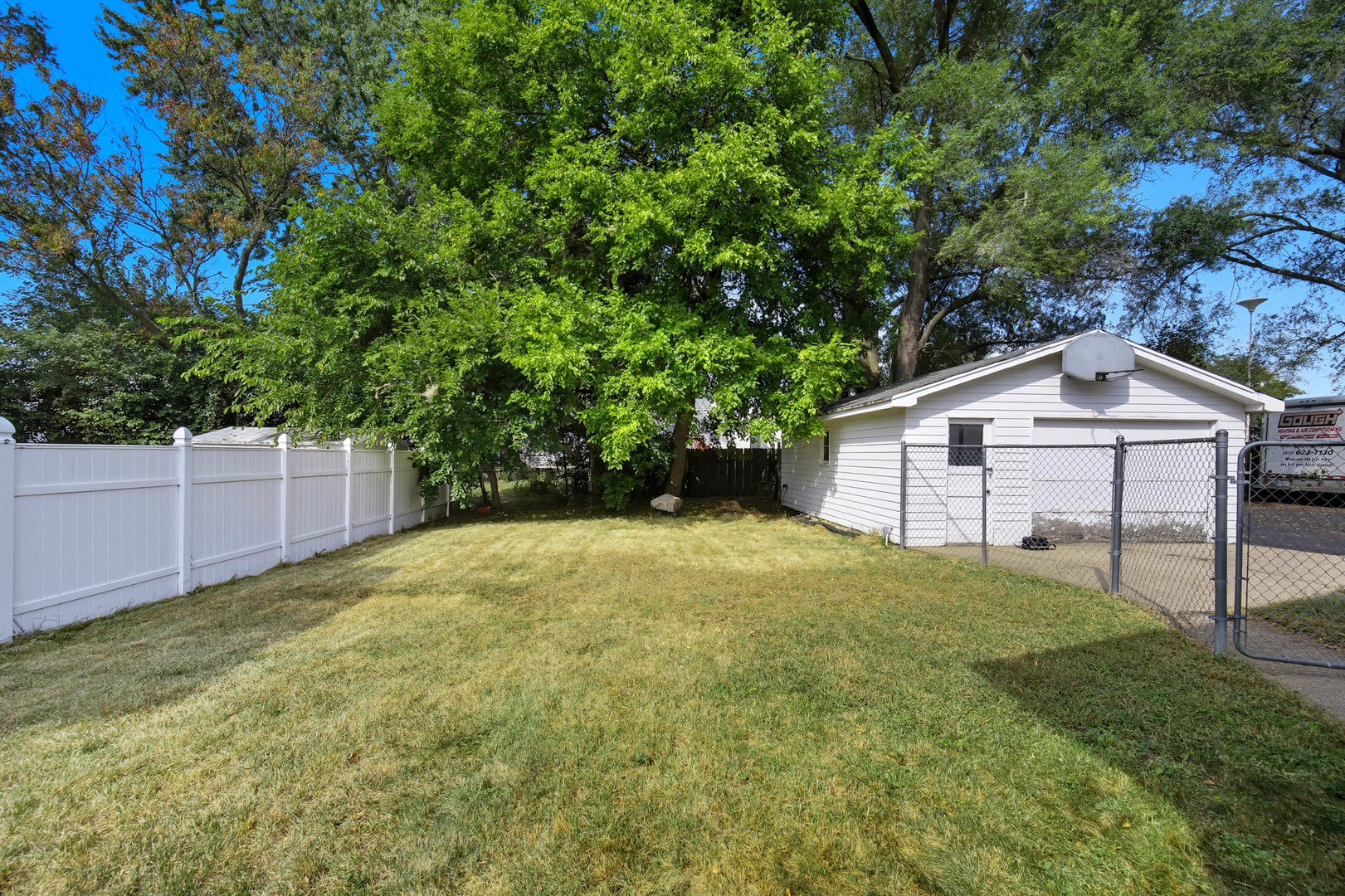 408 River Lane, Loves Park, IL 61111