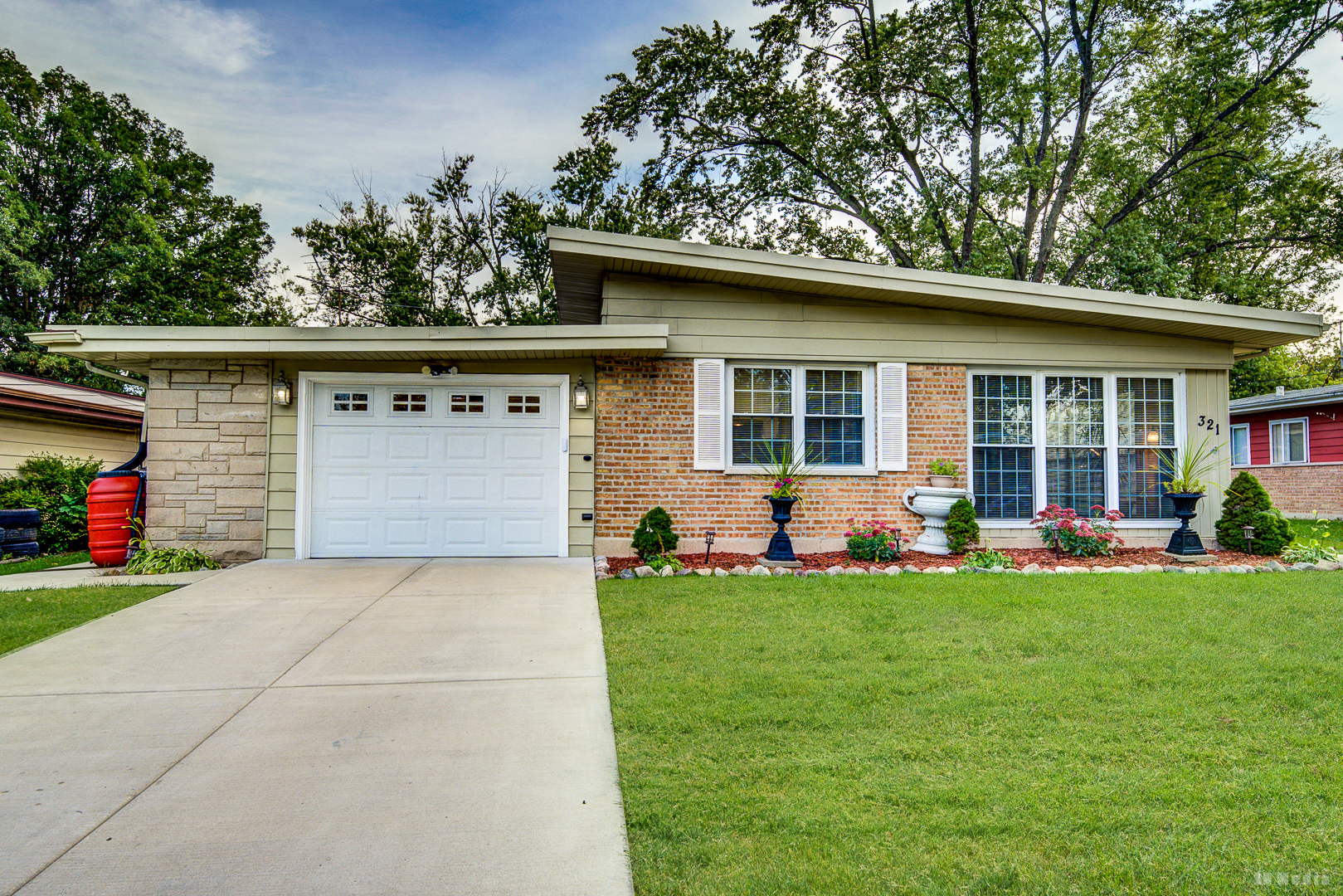 321 Shawnee Street, Park Forest, IL 60466