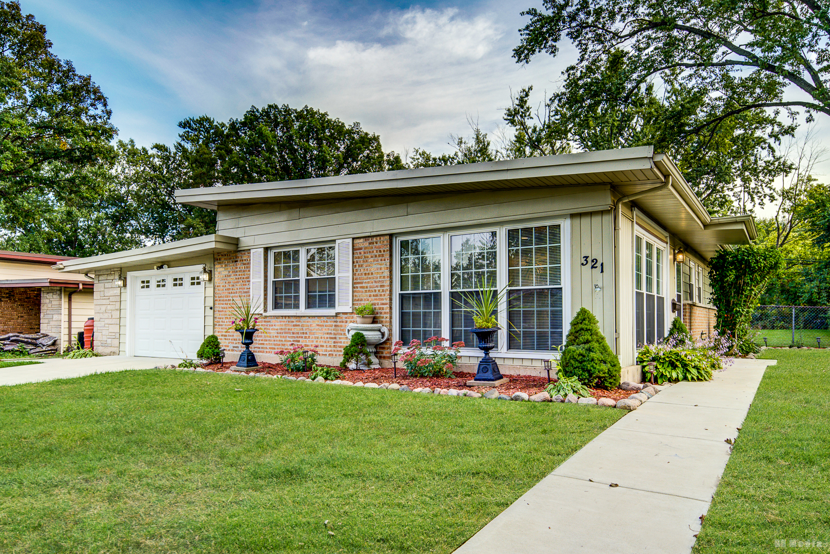 321 Shawnee Street, Park Forest, IL 60466