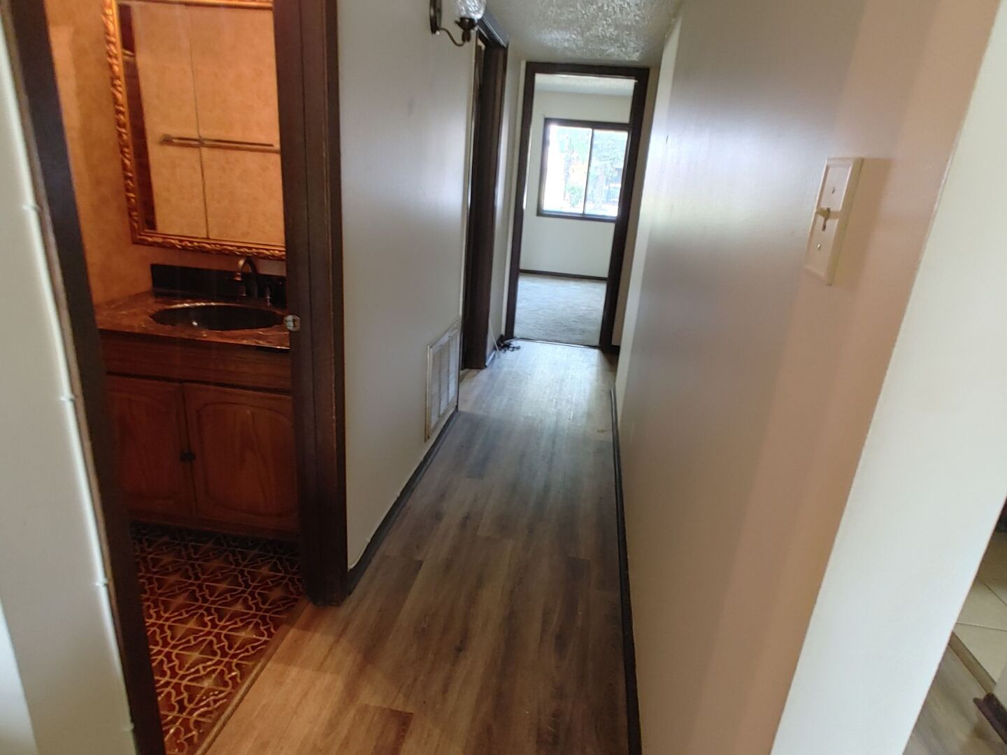 19503 Lake Shore Drive #1N, Lynwood, IL 60411