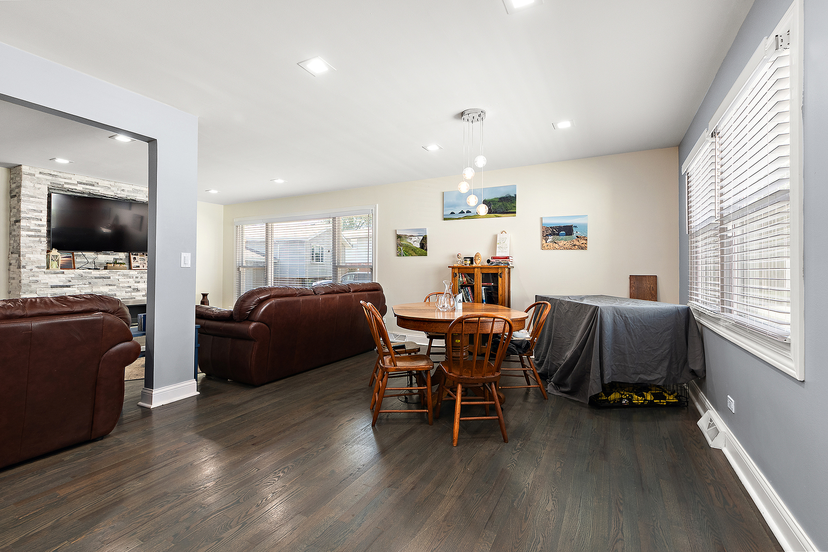 18849 Jamie Court, Homewood, IL 60430